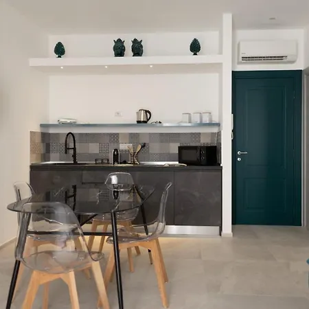 Ruggero 156 Apartment *